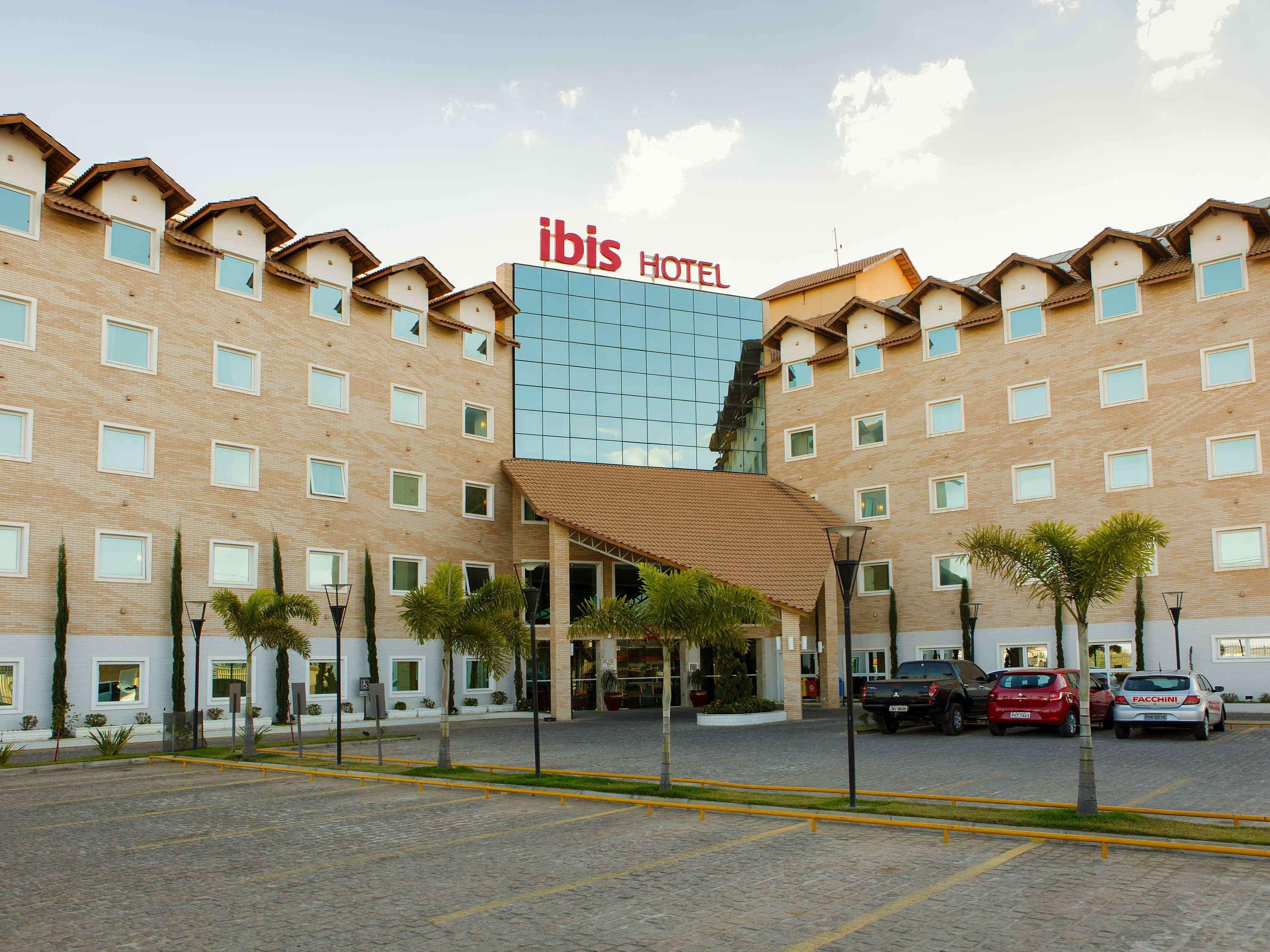 Hotel Ibis Vitória da Conquista Exterior foto
