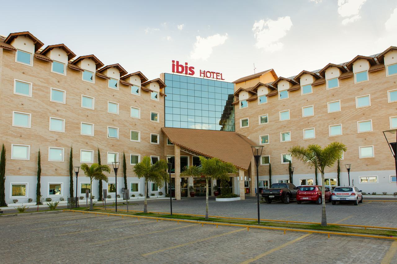 Hotel Ibis Vitória da Conquista Exterior foto